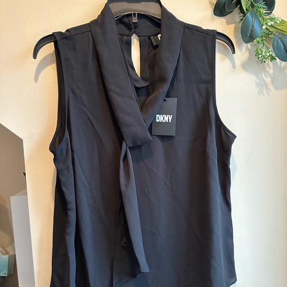 NWT DKNY Black Blouse, size M - Picture 4 of 12